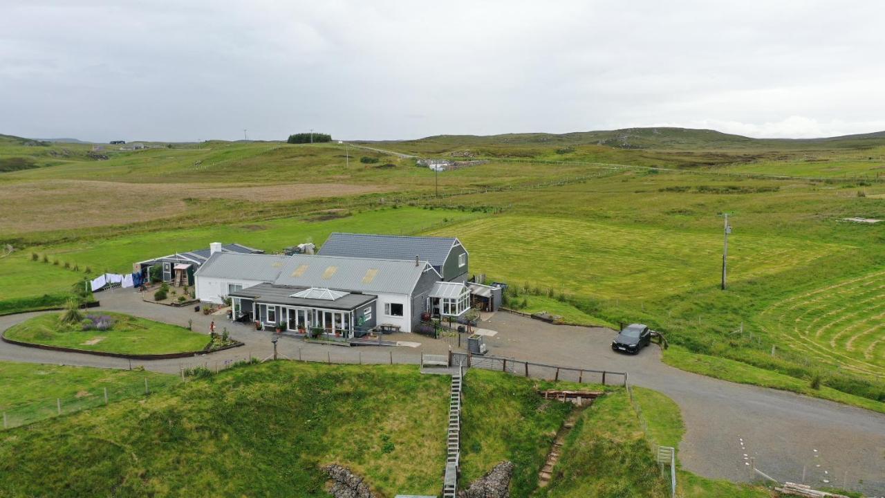 Salmon Landings Hotel Strathy Point Екстериор снимка