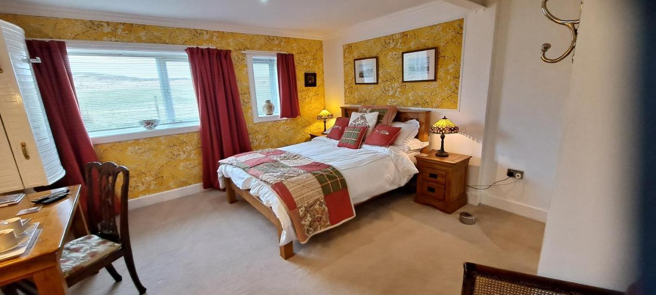 Salmon Landings Hotel Strathy Point Екстериор снимка